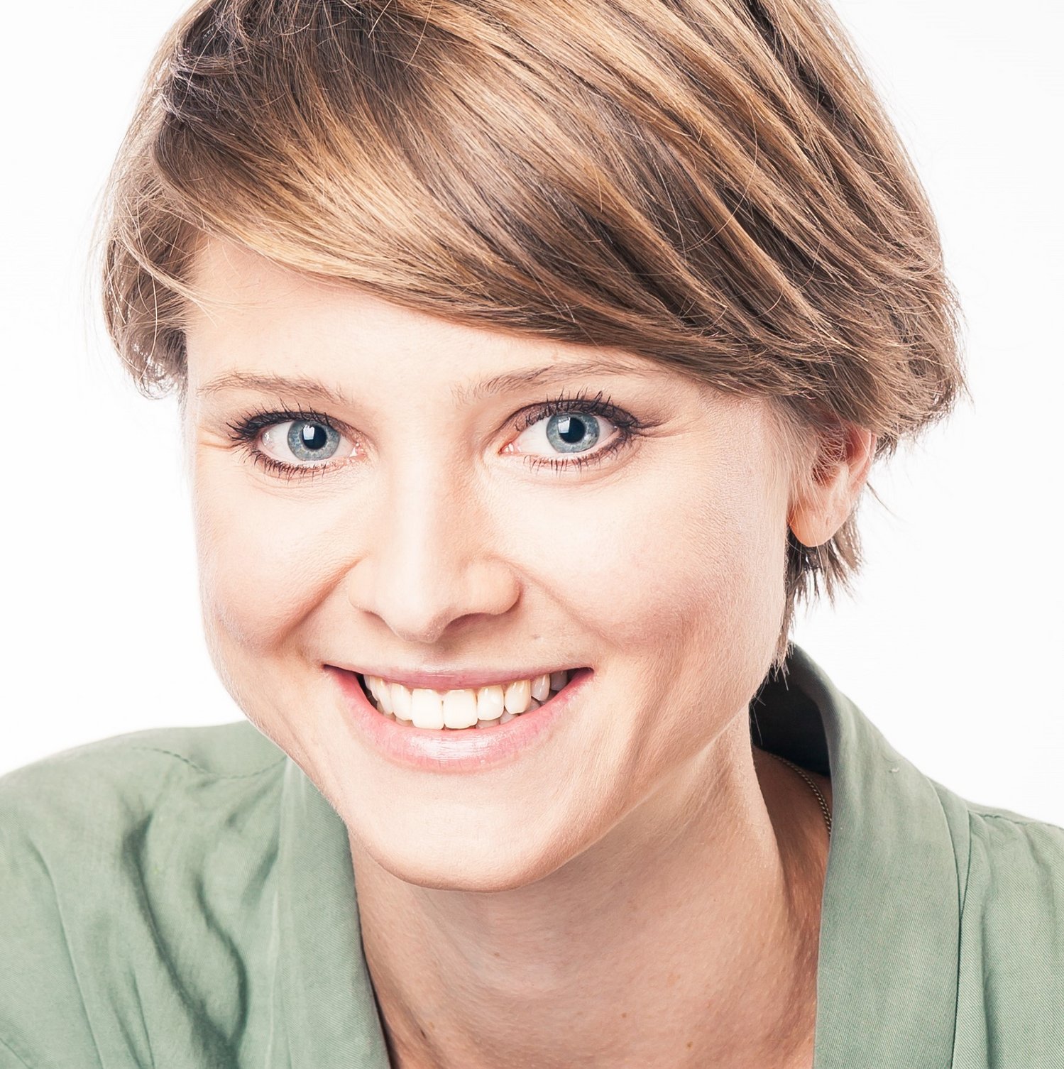 Nora Scheucher Nora Scheucher