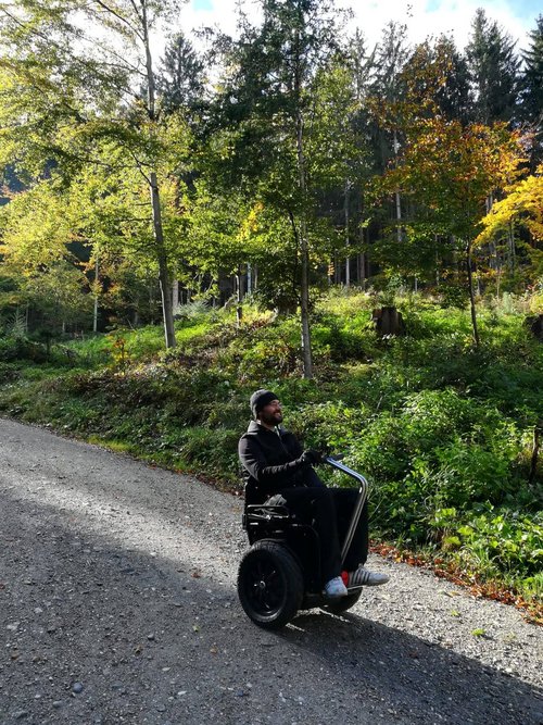 E-Rollstuhl (Segway)