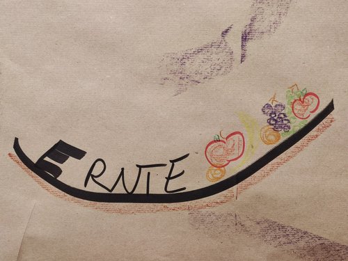 Das Wort ERNTE auf einem Flipchart Das Wort ERNTE auf einem Flipchart